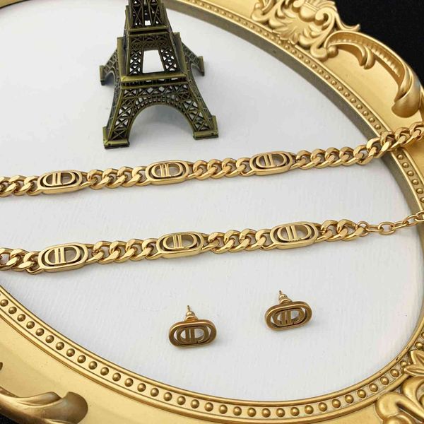 

75% discount on factory outlet new necklaces and in c4d5, Silver