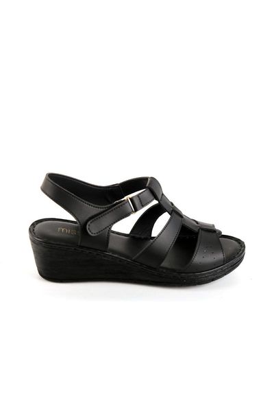 

sandals women's skin black