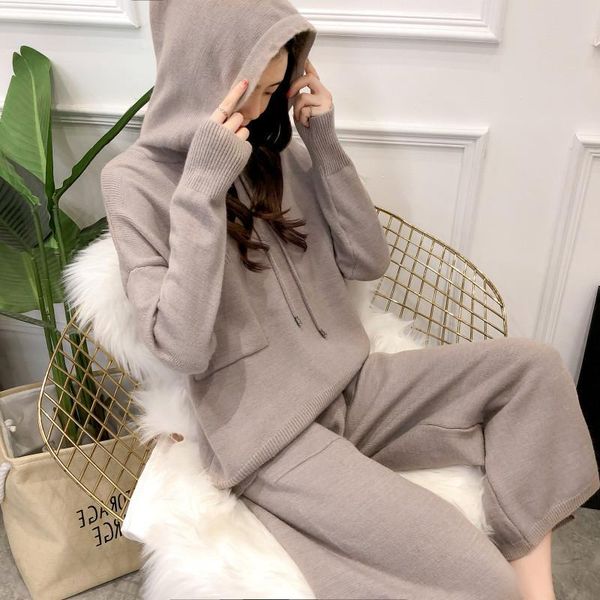 

gym clothing 2021 hooded sweater women's two-piece spring and autumn loose korean version of the wide-leg pants casual knit sports suit, White;black
