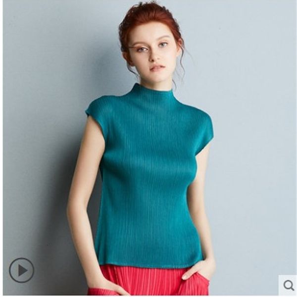 

knits miyake fashion fold short sleeve turtleneck pleated t-shirt, White