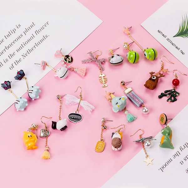 

new hand made acrylic children's animal asymmetric earrings, Silver