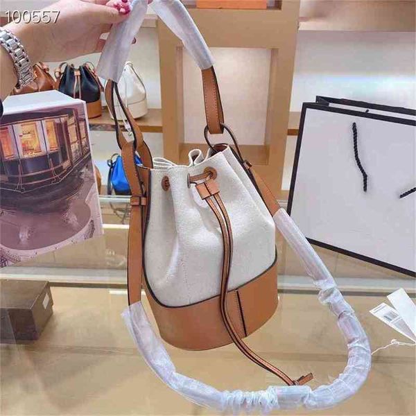 

women luxurys designers bags 2021 shop purchase canvas splicing cowhide balloon fashion simple bu designer handbag handbags totes crossbody