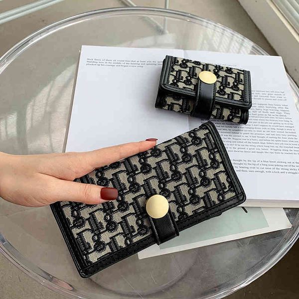 

bag2022 factory wholesale new new fashion d-shaped long wallet women's folding multi card slot bag short wallet change, Red;black