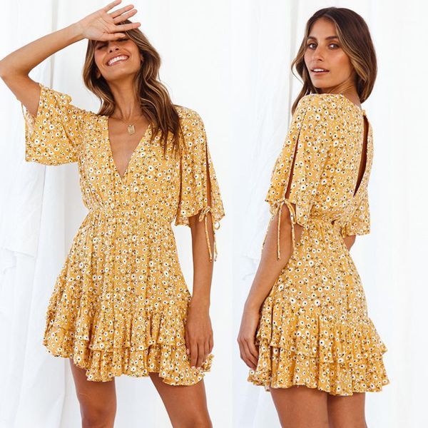 

short sleeve deep v print dress in spring and summer 2021 two piece, White