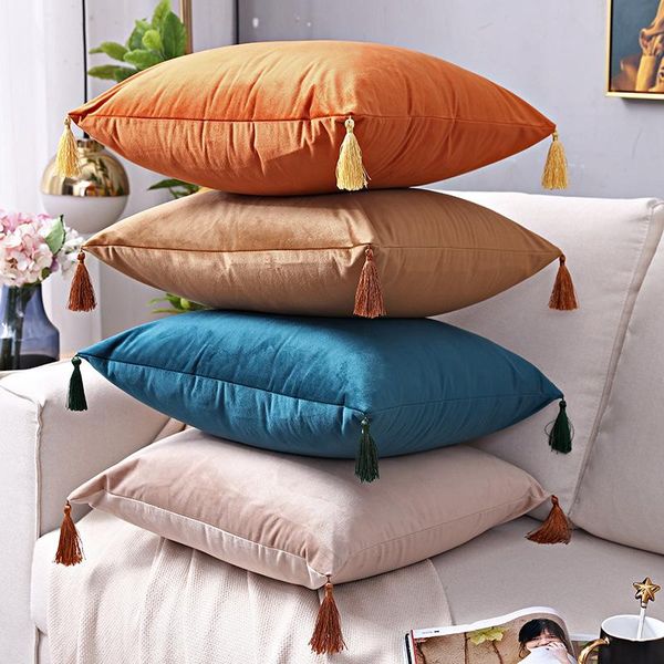 

cushion/decorative pillow cover color velvet cushion with tassel