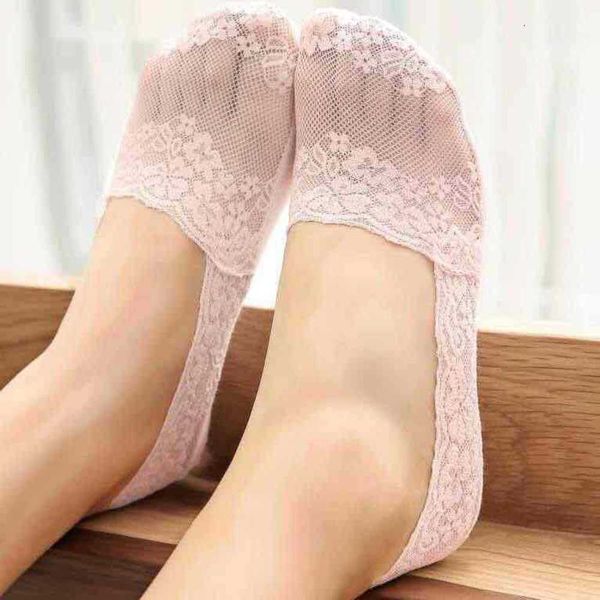 

sile lace deep mouth anti take off new popular high elastic women's invisible socks at the beginning of school season, Black;white
