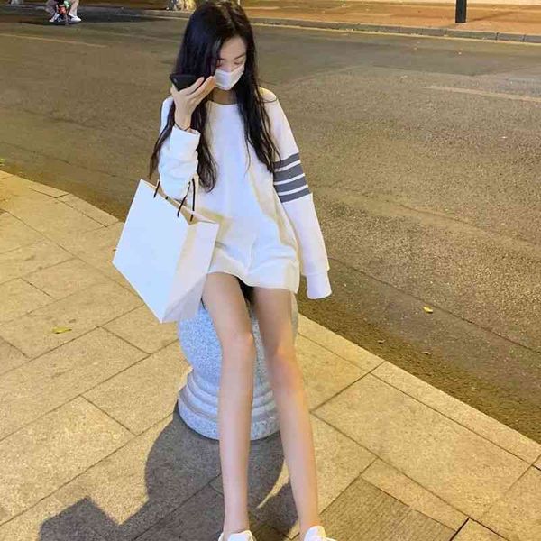 

2020 new korean tb striped sweater women's spring and autumn thin ins fashion loose four bar round neck coat, Black