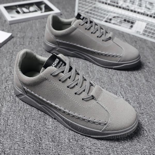 

2021 classic comfortable running shoes for mens breathable men's athletic shoes fly weave jogging shoe lightweight fashion black white