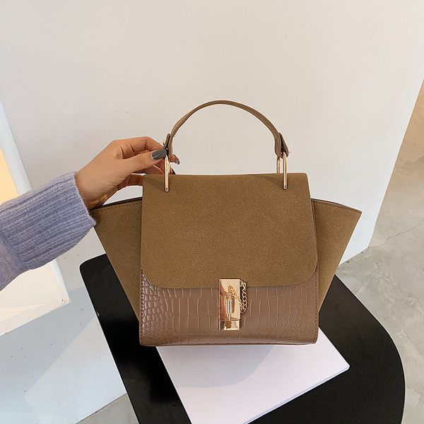 

luxury designer new bag women's fashion frosted chain hand single shoulder messenger contrast color wing