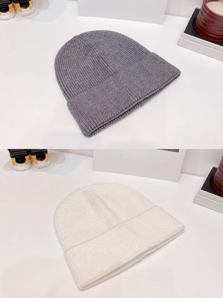 

2021 sale men beanie luxury knitted hat gorros bonnet canada knit hats, Blue;gray