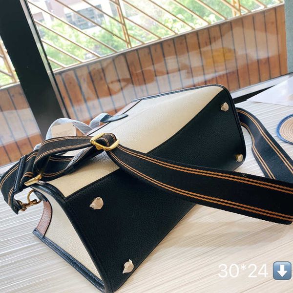 

women luxurys designers bags 2021 womens handbags purses designer crossbody wallet bag louisbags_18 field aolai tote30 one shopping cowhide