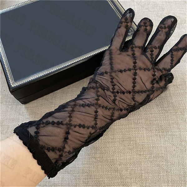 

luxury lace tulle mittens womens charming embroidered bride gloves fashion driving party glove black beige 2 colors, Blue;gray