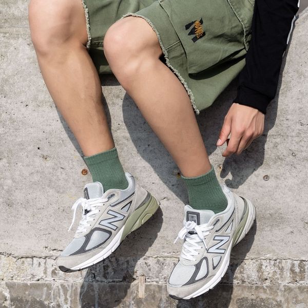 

e0g autumn and winterterry bottom for autumn and winter's hosiery with socks tmen's solid color socks for men, Black;white