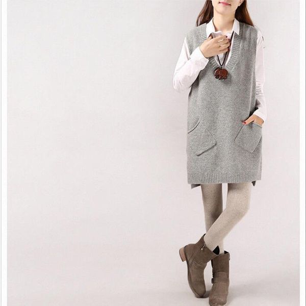 

women's vests 2021 spring autumn women sleeveless knitted sweaters female loose waistcoat vest ladies all-match v-neck pullover jumper, Black;white