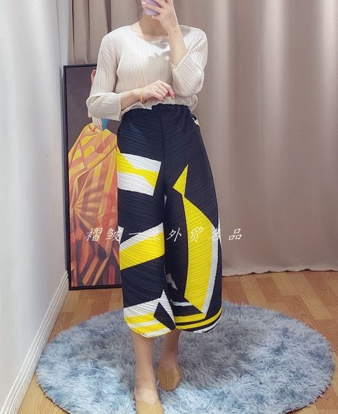 

dresses miyake thin print pleated casual straight wide leg cropped pants, White