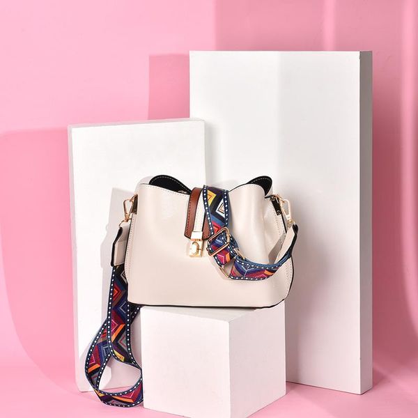 

evening bags luxury handbags bucket women high capacity pink white bag casual shoulder messenger retro strap ladies designer