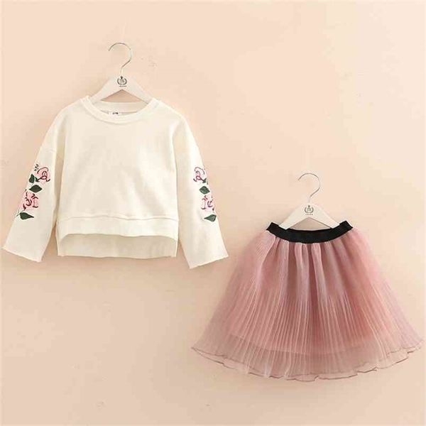 

girls fall outfits spring autumn 3 years 100cm teenager kids baby embroidery floral sweatshirt+yarn lace skirt 2 pcs set 210625, White