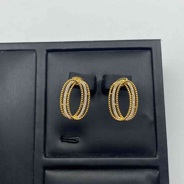 

2021 new designer oval multi ring earrings advanced earrings wind 18k metal commuting, Golden