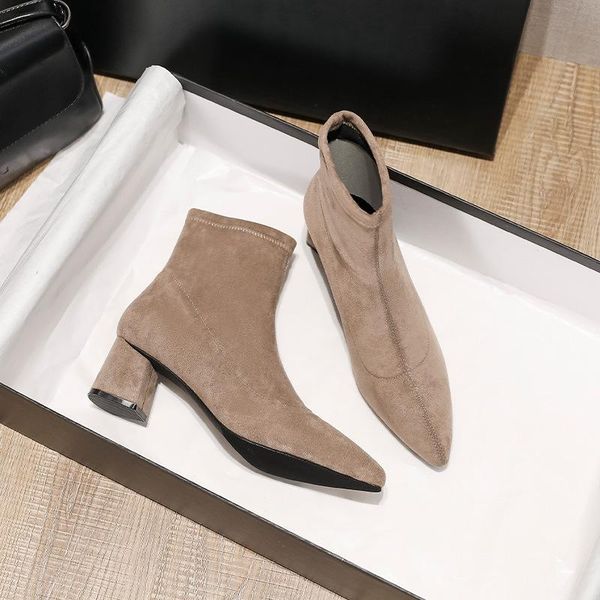 

boots 2021 korean version pointed comfort plush medium women's fall winter heel thick short, Black