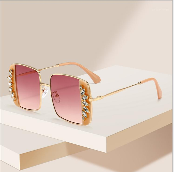 

metal square pattern diamond ladies sunglasses fashion personality uv protection women, White;black