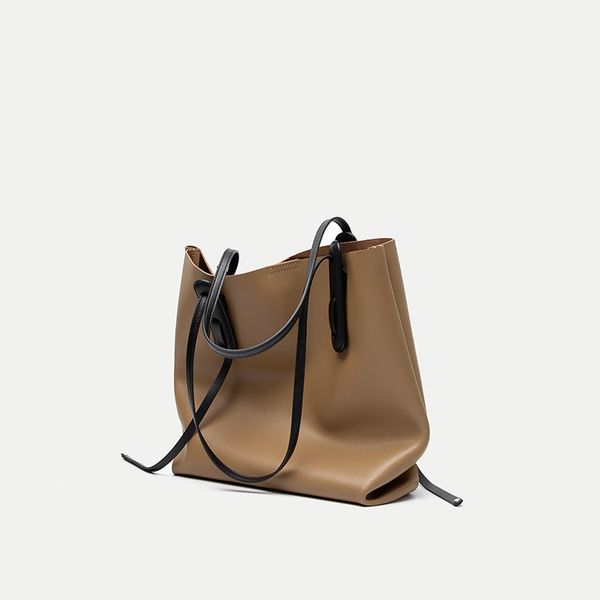 

women luxurys designers bags 2021 large capacity color contrast soft leather casual versatile han designer handbag handbags totes crossbody