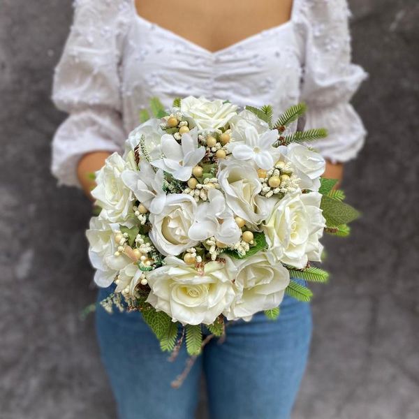 

bridal veils artificial white rose bouquet, Black