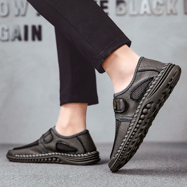 

breathable mens shoes lightweight outdoor walking shoes men sneakers summer comfortable sandals mesh men casual shoes 38-46, Black