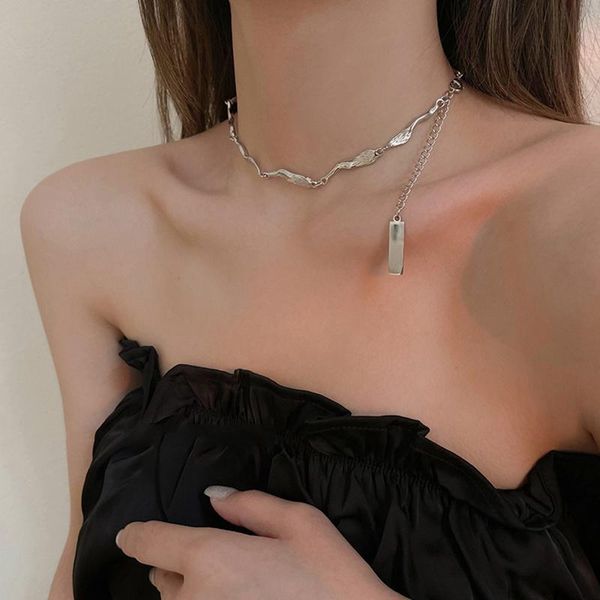 

pendant necklaces fashion hip hop simple short metal necklace creative geometry silver color chain choker punk women's party accessorie