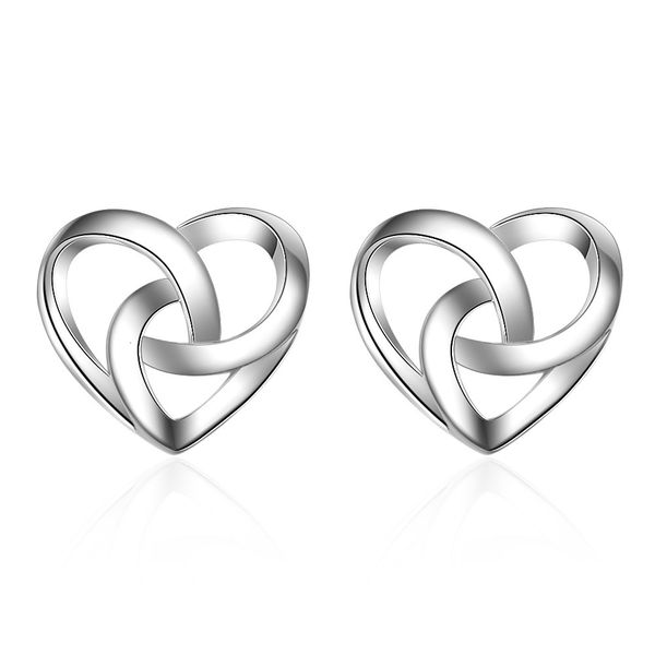 

love earrings heart-shaped simple small