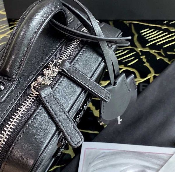 

fantastic 2020 genuine leather luxury fashion handbags women runway for female ladies europe brand lady