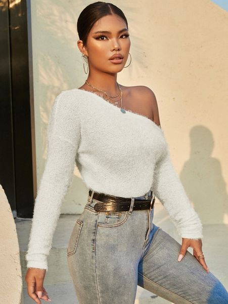 

asymmetrical neck fluffy knit x7c7#, White