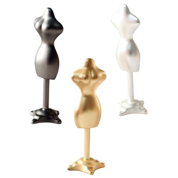 

hangers & racks 3pcs mini model deskornaments tabledecoration for miniature house