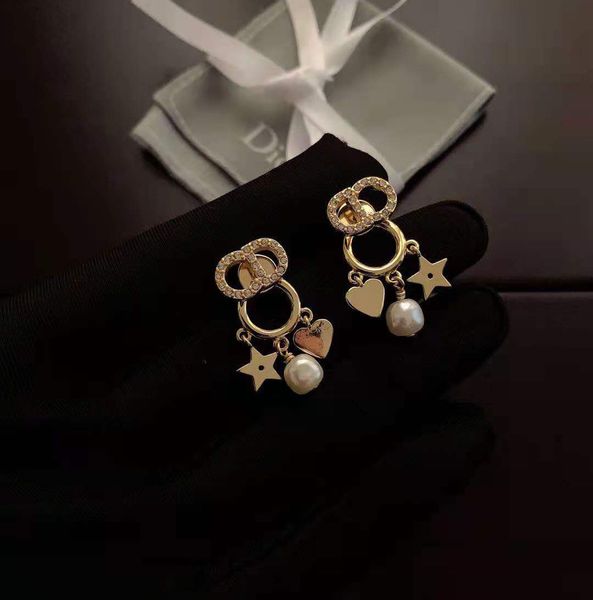 

special offer 70% off family new fashion pearl earrings female dijia net red love star fashion, Golden;silver