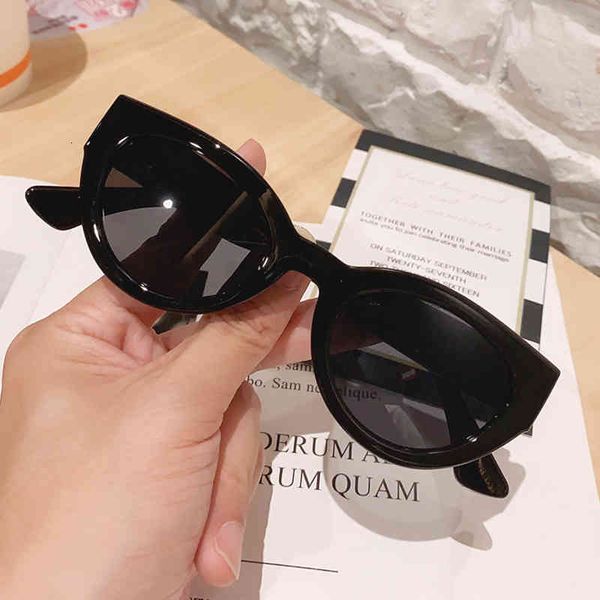 

sun glasses 2021 fashion small round cat eye glasses for women vintage green black gradient female uv400 chic shades men, White;black