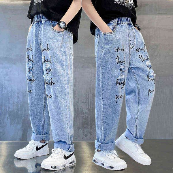 Ragazzi adolescenti Blue Jeans Pantaloni estivi Bambini Foro sciolto Jeans strappati Lettera Streetwear Pantaloni lunghi in denim lavato 10 12 14 Vestiti per ragazzo G1220