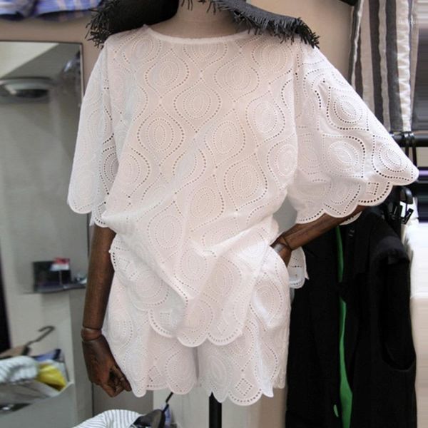 

[ewq] 2021 spring hollow loose chiffon shirt lantern sleeve lace white high waist fashion trend shorts 2 piece set qx859 two dress