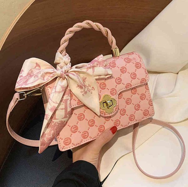 

2022 factory wholesale new model this year's popular women's is versatile in summer. single shoulder messenger portable small bags