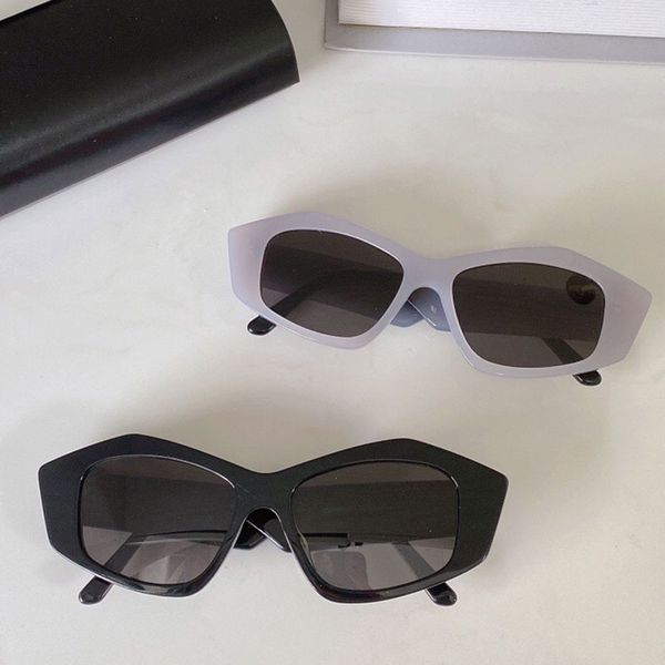 

sunglasses b0106 womens shopping trip driving cool glasses irregular frame anti-ultraviolet uv 400 lens size 52-15-145 designer with origina, White;black