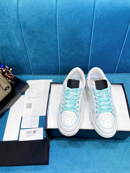 

2021 xiaoxiangfeng color matching thick sole increased sports light flat multi-color front lace student couple women's shoes