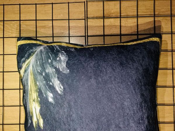 

pillow case leaf printed