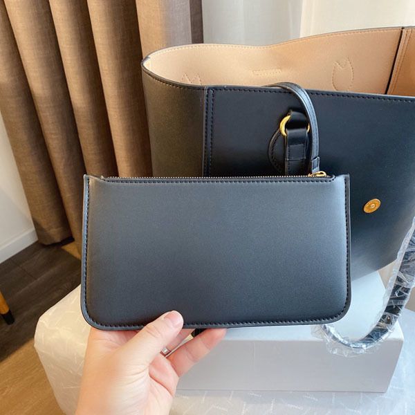 

2021 fashion large capacity shopping bags ladies classic brand designer luxury temperament leather shoulder bag size 35*12*32cm