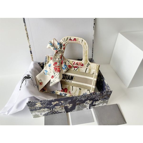 

2021 limited embroidery series princess bag shopping bag mini limited portable shoulder luxuryss designerss yw