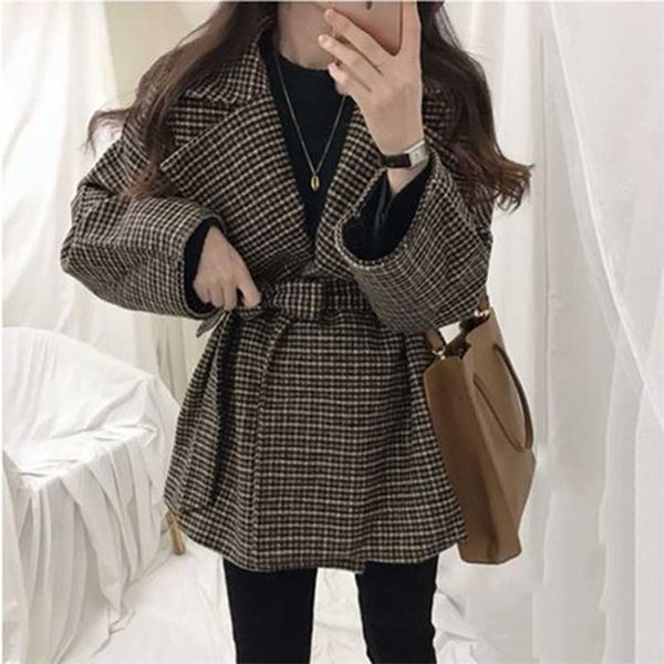 

nic women's plaid wool blend coat turn-down collar woolen long coats korean vintage jacket warm outwear slim coat with belt 211130, Black