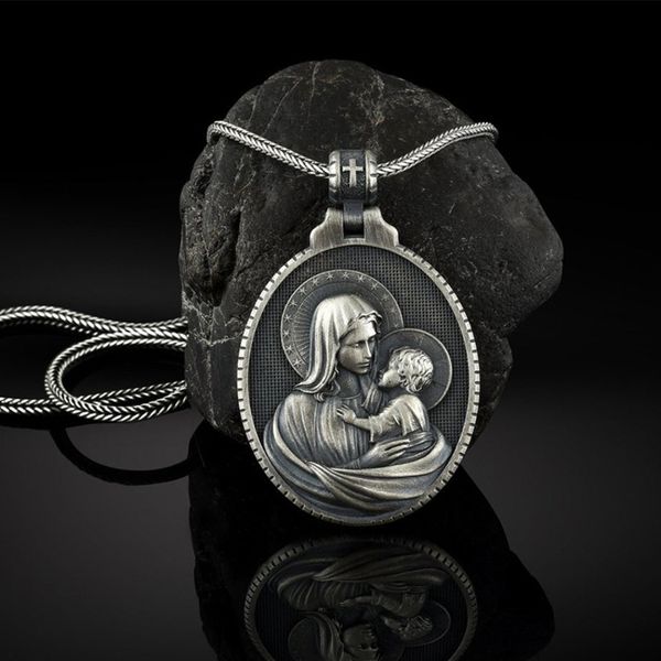 

christian necklace decorated with god's pendant, Silver