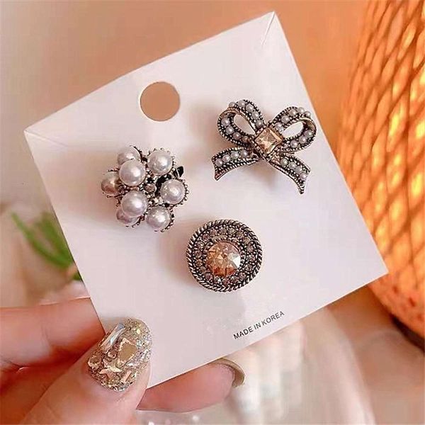 

fashion 3-piece bow pin badge brooch pearl flower light proof buckle, Gray
