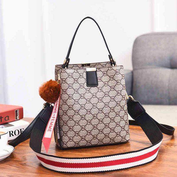 

2022 designer bags bag women new fashion large capacity bucket women's bag
