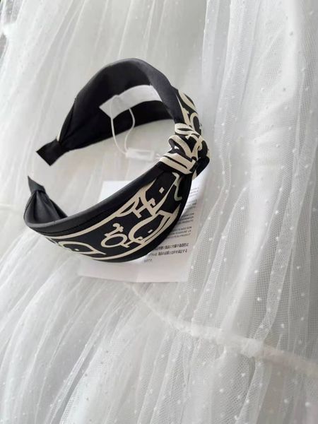 

barrettes hairpin d family classic letter 10000 style cross female hair hoop fashion simple pure handmade net red same, Golden;silver