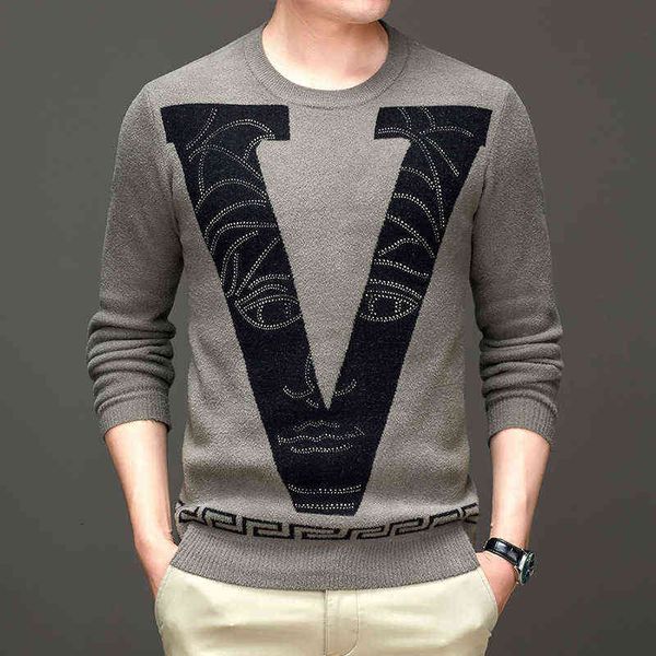 

chenille t-shirt 2021 winter round neck stripe contrast long sleeve korean bottomed sweater men's, White;black
