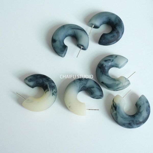 

hoop & huggie chaifu studio/e371 s925 silver needle simple temperament irregular texture c- shaped exaggerated ear studs ring, Golden;silver