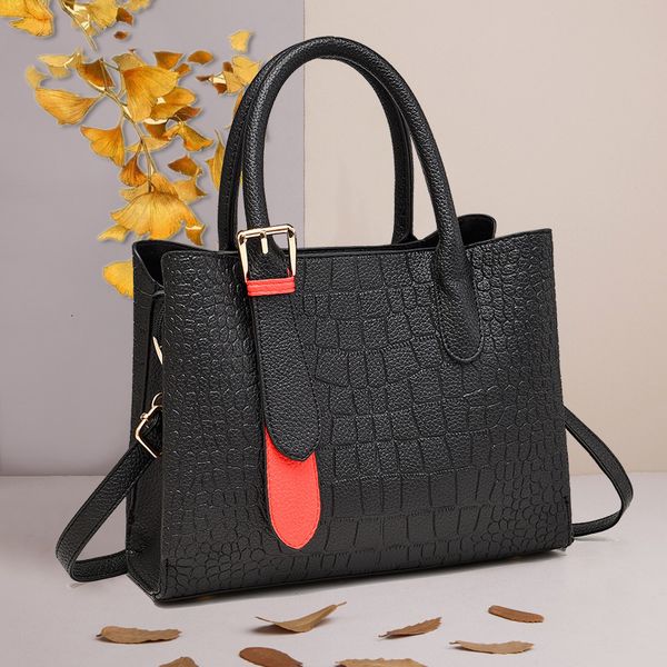 

handbag women's bag 2021 stone pattern commuting shoulder large capacity, Black;red